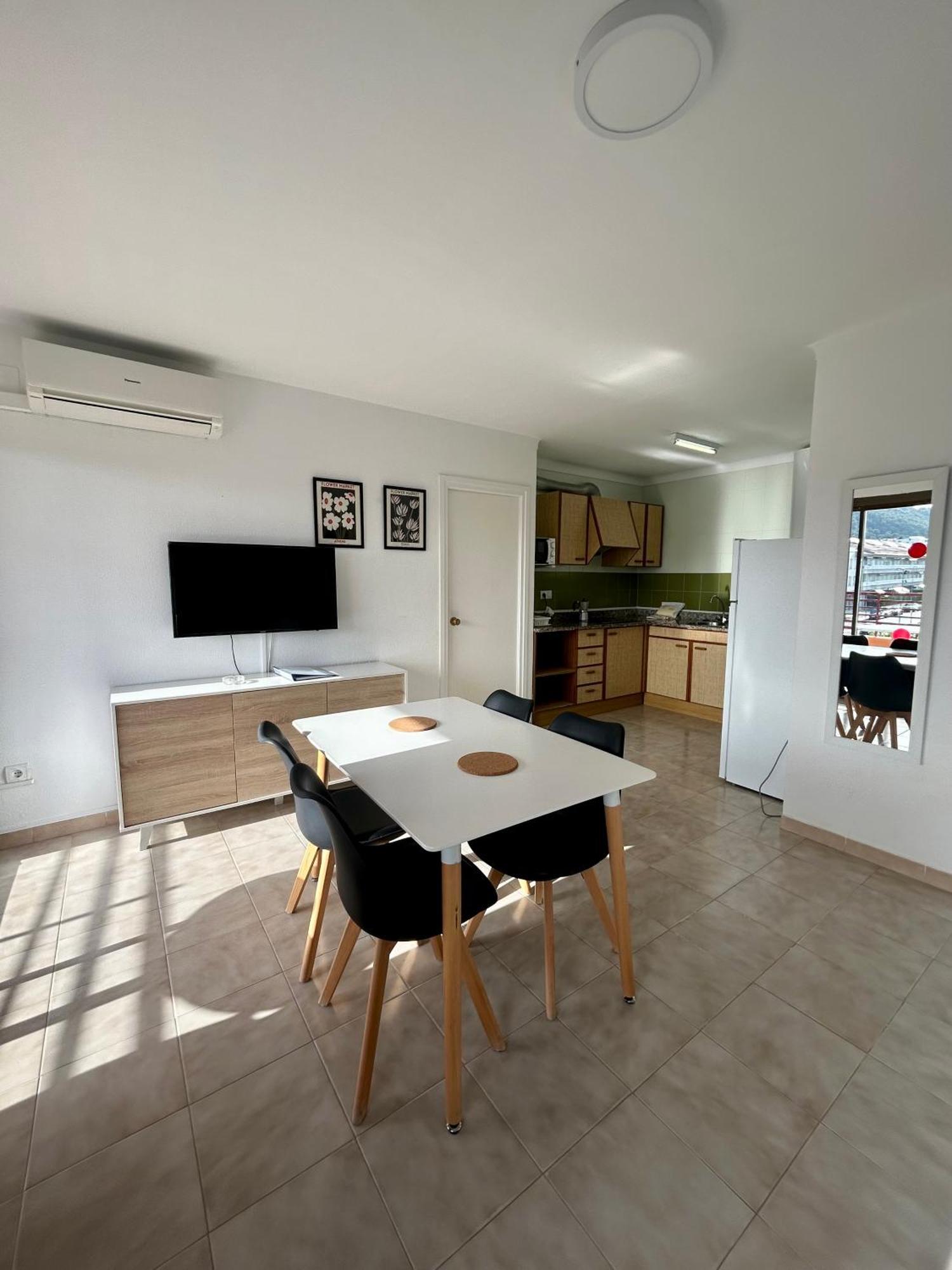 Apartamentos familiares Sa Gavina Gaudí L'Estartit Bagian luar foto