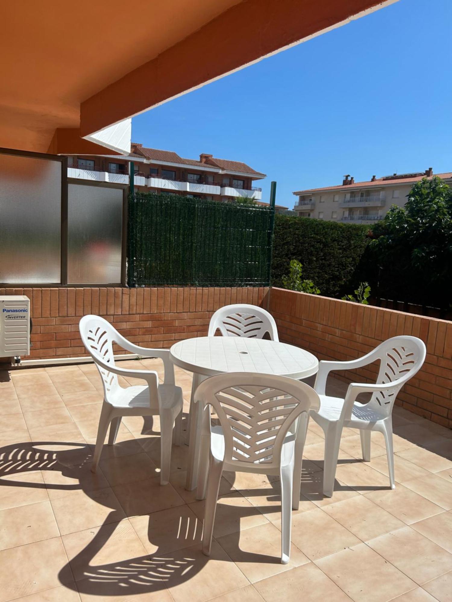 Apartamentos familiares Sa Gavina Gaudí L'Estartit Bagian luar foto